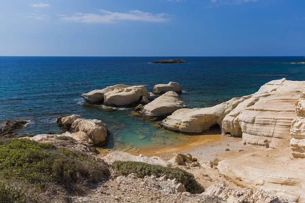 Praia na ilha de Chipre — Fotografia de Stock