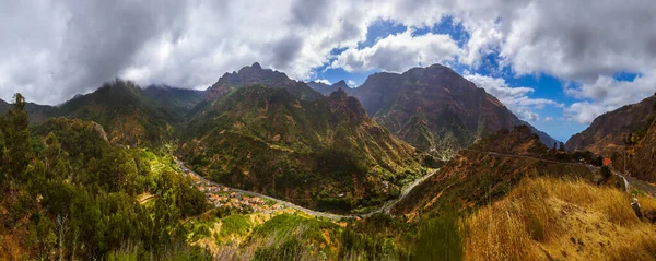 Dağ köyü Serra de Aqua - Madeira Portekiz — Stok fotoğraf