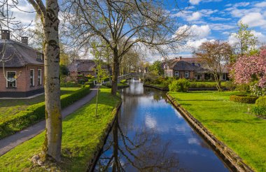 Hollanda 'daki tipik Hollanda köyü Giethoorn - mimari geçmişi