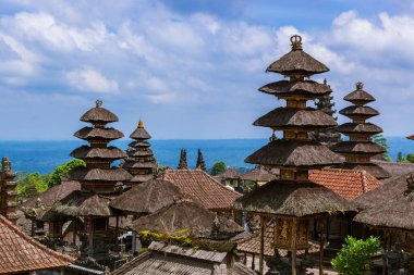 Pura Besakih Tapınağı - Bali Adası Endonezya - seyahat ve mimari geçmişi