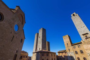 Tuscany İtalya 'da San Gimignano ortaçağ kasabası - mimari geçmişi