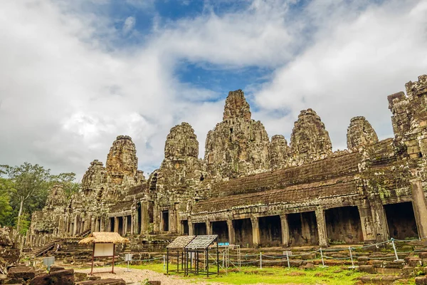 Antiguas Ruinas Del Templo Bayon Área Angkor Siem Reap Camboya —  Fotos de Stock