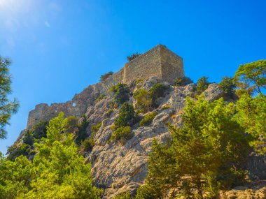 Monolithos Castle uçurumdaki yüksek, Rodos, Yunanistan.