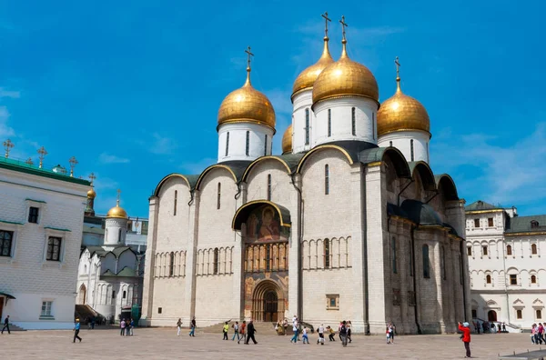 莫斯科 莫斯科地区 俄罗斯 Juny 2012 东正教大教堂 Uspenskiy 在克里姆林宫俄罗斯莫斯科 — 图库照片