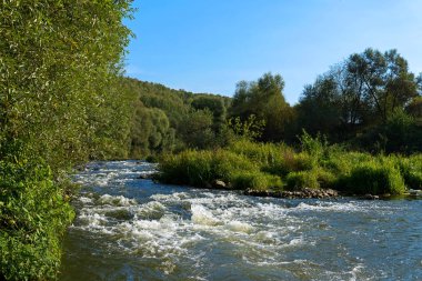 Ilyushinskiy eşik kaba nehre Osetr