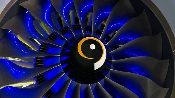 Turbo-jet engine of the plane on close up — Stock Photo, Image
