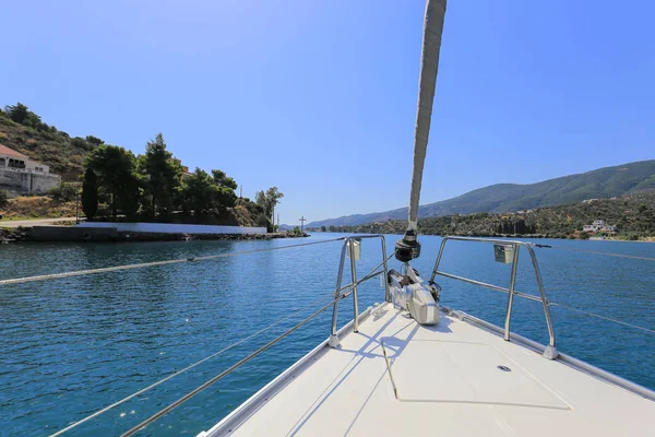 Iate Vela Bow Yacht View — Fotografia de Stock