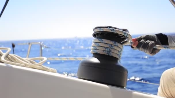 Yachtsman Hands Dealing Yacht Ropes Halyard Winch — Stock Video