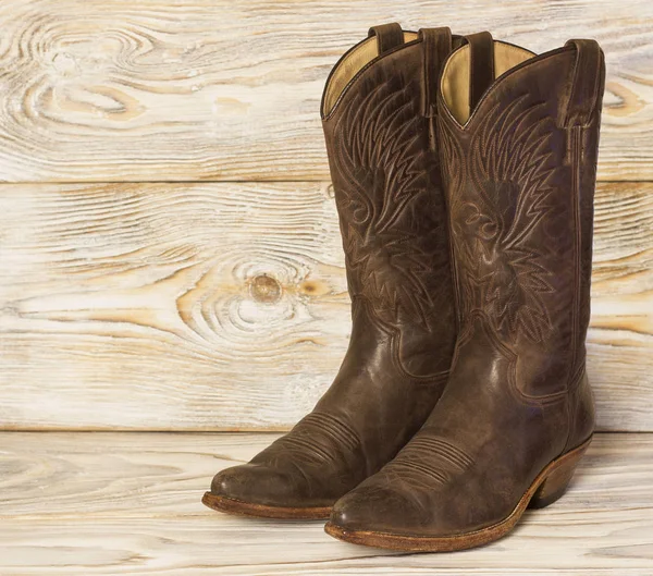 Westamerikanische Cowboystiefel Aus Leder Auf Holz Hintergrund — Stockfoto