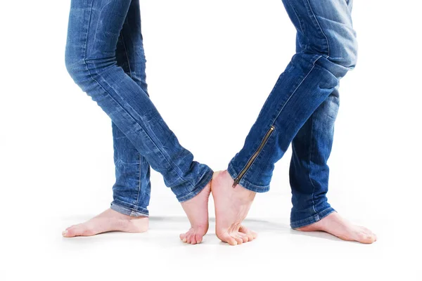 Casal em jeans no amor — Fotografia de Stock