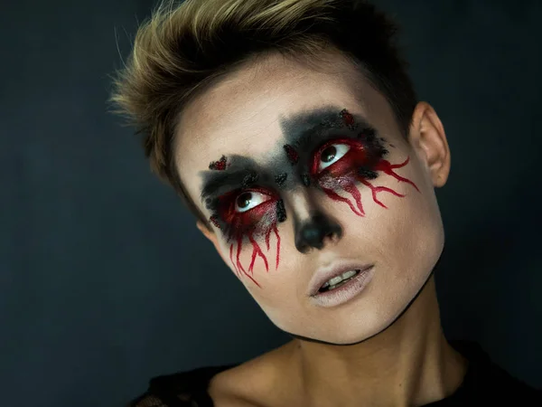 Makeup for Halloween. Portrait of a girl with bleeding eyes. — Stock Photo, Image