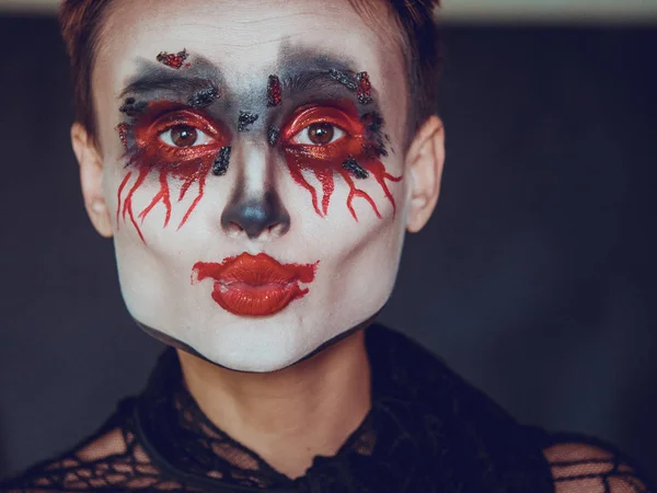Makeup for Halloween. Portrait of a girl with bleeding eyes. — Stock Photo, Image