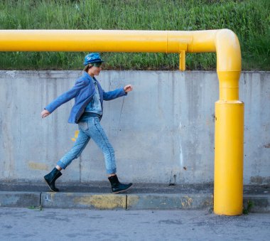 Modern kadın adımları bir çıkmaz içine.