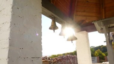 Ortodoks bir tapınak çanlar