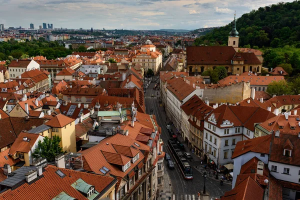 Červené Střechy Výhledem Město Praze Česká Republika — Stock fotografie