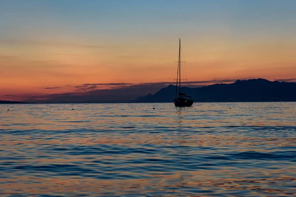 Sunset Coastline Silhouette Boat — Stock Photo, Image