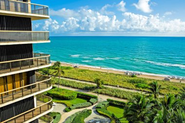 Kuzey Miami plaj otel manzarası
