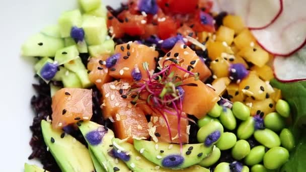 Delicious Fresh Salad Salmon Fish Green Beans Sliced Avocado Black — Stock Video