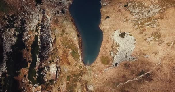 Hermosas Imágenes Aéreas Drones Del Lago Las Tierras Altas Nasamovyte — Vídeos de Stock