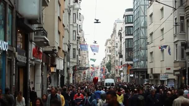 Istanbul Törökország 2018 Május Tömeg Turisták Sétál Úton Török Nagyváros — Stock videók