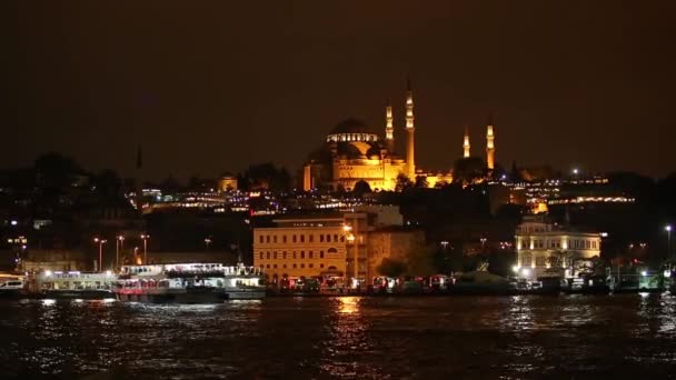 Stambuł Turcja Maja 2018 Piękny Nowy Meczet Yeni Nad Brzegiem — Wideo stockowe