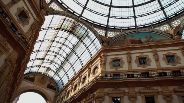 Milán Itálie Října 2018 Galleria Vittorio Emanuele Záběry Nejstarší Italské — Stock video