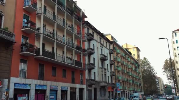 意大利米兰 2018年10月12日 伦巴第地区米兰美丽的城市街道 意大利古城画面 — 图库视频影像