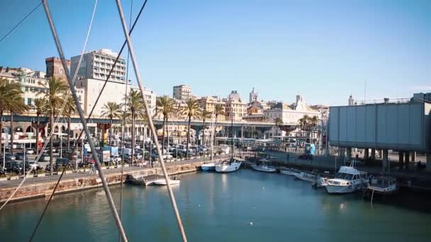 意大利 热那亚 2018年10月12日 美丽的老城港口在热那亚 地中海沿岸利古里亚地区旅游区 — 图库视频影像