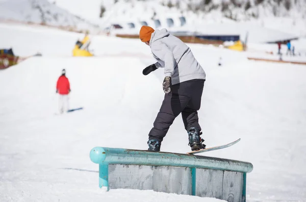 Αμερικανών Μαρτίου 2018 Διαγωνισμός Φλόκων Snowboard Στις Ράγες Στο Πάρκο — Φωτογραφία Αρχείου
