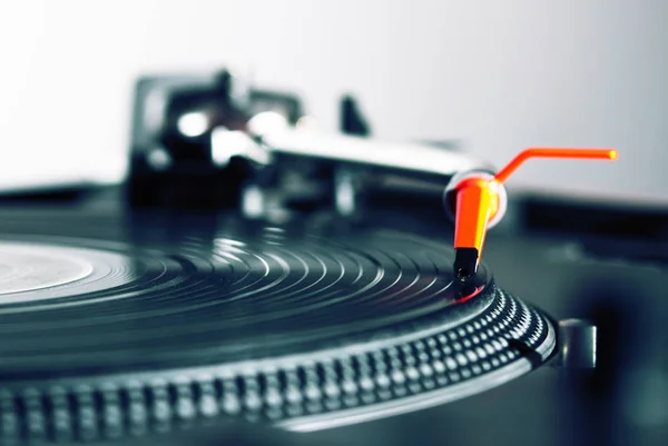 Professional Audio Equipment Turntable Playing Record Music — Stock Photo, Image