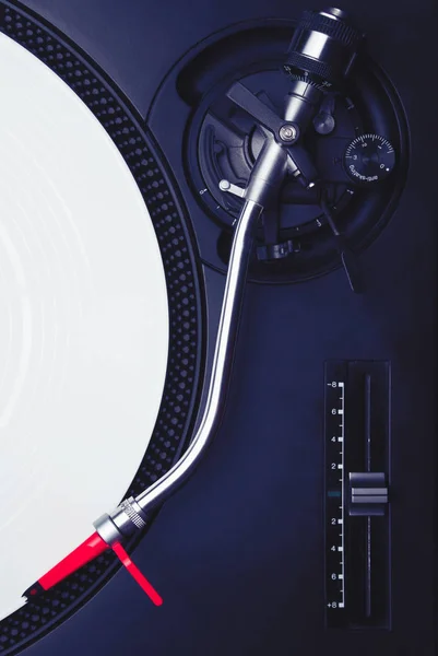 Professional Audio Equipment Shperical Turntable Needle White Vinyl Record — Stock Photo, Image