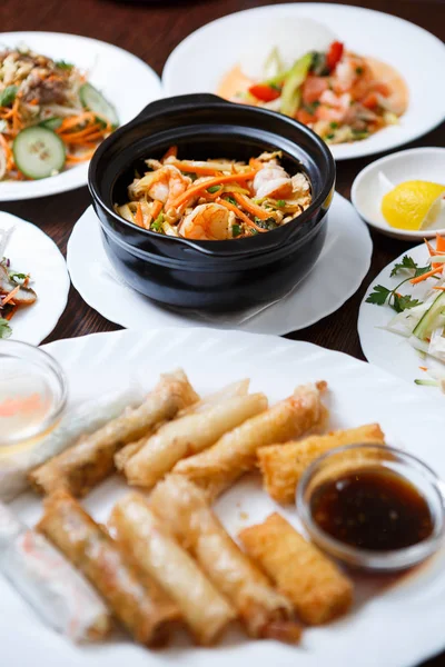 Menu Restaurant Gastronomique Vietnamien Exotique Plat Asiatique Traditionnel Servi Sur — Photo