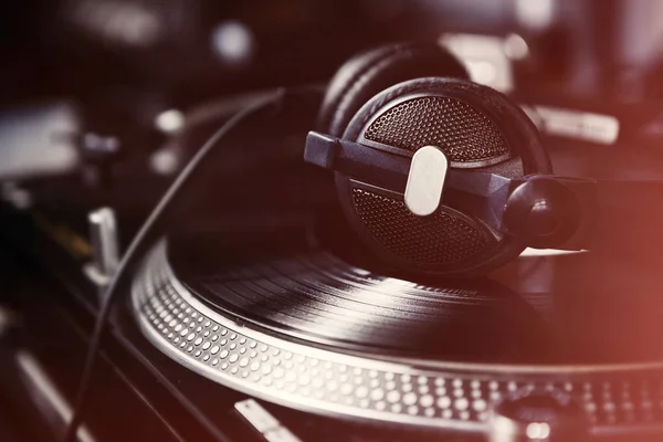 Hip Hop Turntable Playing Record Music Pro Turntables Needle Scratching — Stock Photo, Image