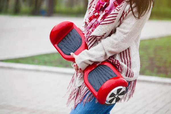 Female Model Holding Modern Red Electric Mini Segway Hover Board — Stock Photo, Image