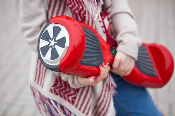 Female Model Holding Modern Red Electric Mini Segway Hover Board — Stock Photo, Image