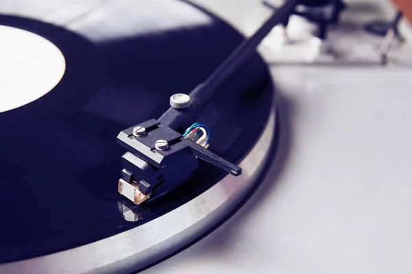 Mesa Giratória Pagando Disco Vinil Com Música Equipamento Útil Para — Fotografia de Stock