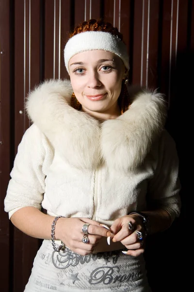 Retrato Una Adolescente Moda Aire Libre Por Noche —  Fotos de Stock