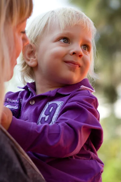 Cute Little Blond Boy His Family — Stock Photo, Image