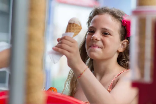 Funny Little Girl Buying Ice Cream Outdoors — Stock Photo, Image