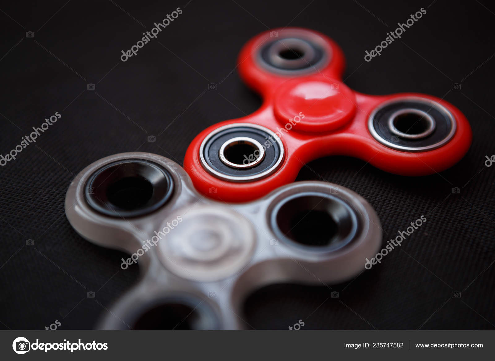 finger spinner toy
