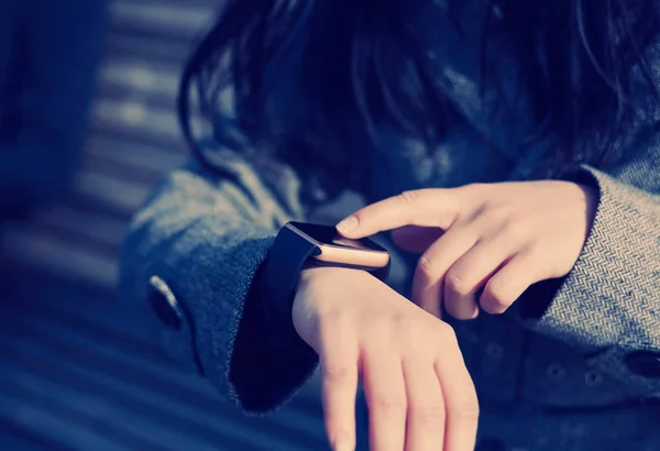 Womanusing Her Trendy Smart Wrist Watch — Stock Photo, Image