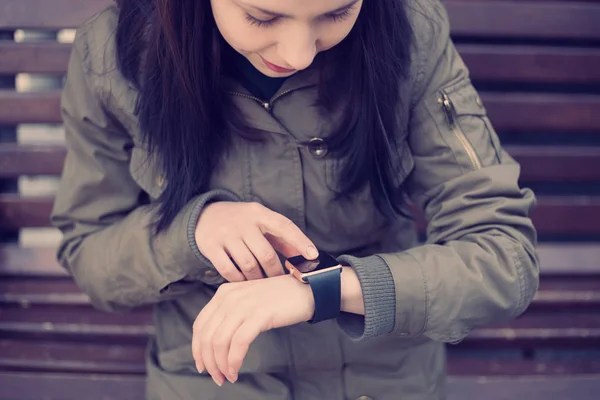 Young Girl Parka Touching Her Smart Watch Wrist New Gadget — Stock Photo, Image