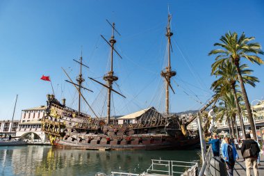 Genoa, İtalya - 13 Ekim, 2018: büyük ahşap korsan gemisi liman Cenova şehir Liguria Neptune'de.