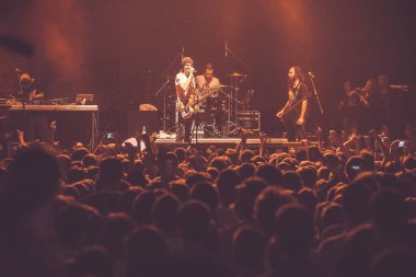 Moskova - 15 Kasım, 2014: popüler Rus rocker Noize Mc büyük rock konseri.