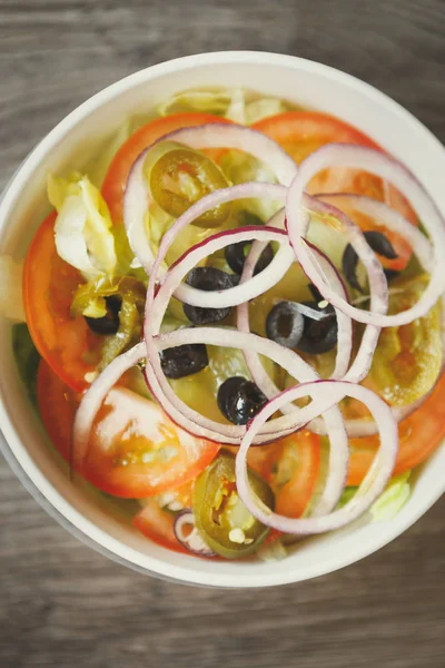 Top View Greek Salad Fresh Vegetables Served Paper Plate Fast — стоковое фото