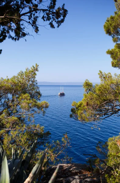 Big Tourist Ship Goes Adriatic Sea Cruise Trip Exotic Islands — Stock Photo, Image