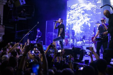 Moskova - 5 Aralık, 2015: sunumu Scriptonite Red Club, uzun zamandır beklenen albüm rap şarkıcıları Basta, Jillz yanında