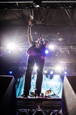 Moskova - 28 Haziran, 2015: Papa Roach ve onların solisti Jacoby Shaddix gerçekleştirme Ray sadece Arena Rusya'da yaşamak