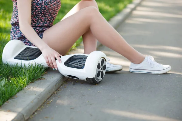 Female Electric Mini Hover Board Scooter Green Park Eco City — Stock Photo, Image