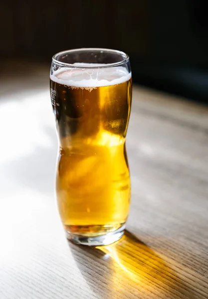 Shiny Glass Light Lager Beer Low Foam Bubbles Golden Liquid — Stock Photo, Image